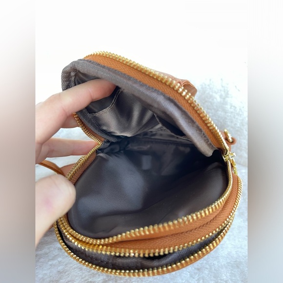 Small Sling Bag Fanny Packs Crossbody Bags Leather Brown - Picture 10 of 14